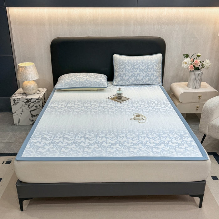 91家纺网 家纺一手货源 找家纺 （总）伊人坊 2026新款A类550克凉感提花值过0.21冰豆豆家用凉席子三件套夏季---凉席款