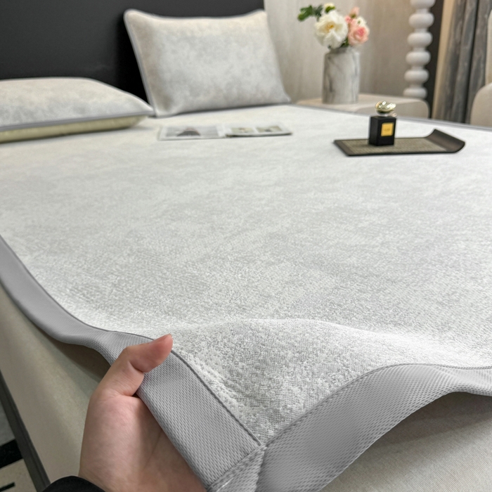 91家纺网 家纺一手货源 找家纺 伊人坊 2026新款A类550克凉感提花值过0.21冰豆豆家用凉席子三件套夏季---凉席款 繁花-灰