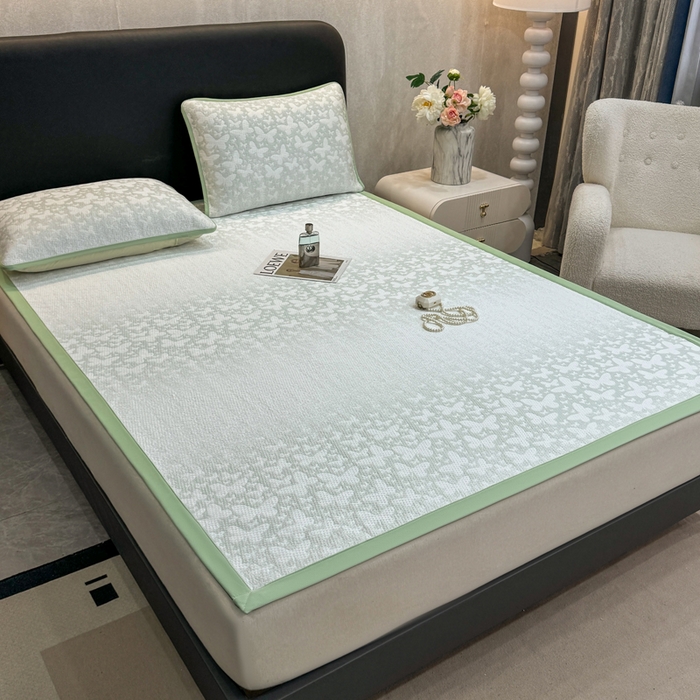 91家纺网 家纺一手货源 找家纺 伊人坊 2026新款A类550克凉感提花值过0.21冰豆豆家用凉席子三件套夏季---凉席款 花蝴蝶-绿