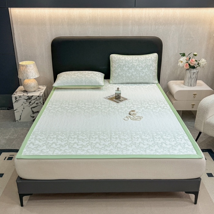 91家纺网 家纺一手货源 找家纺 伊人坊 2026新款A类550克凉感提花值过0.21冰豆豆家用凉席子三件套夏季---凉席款 花蝴蝶-绿