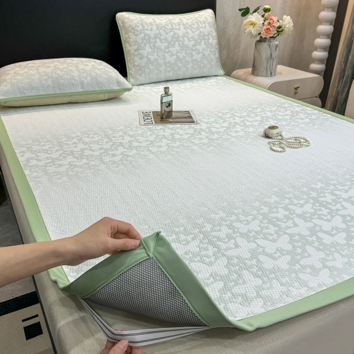 91家纺网 家纺一手货源 找家纺 伊人坊 2026新款A类550克凉感提花值过0.21冰豆豆家用凉席子三件套夏季---凉席款 花蝴蝶-绿