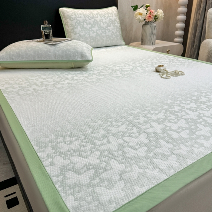 91家纺网 家纺一手货源 找家纺 伊人坊 2026新款A类550克凉感提花值过0.21冰豆豆家用凉席子三件套夏季---凉席款 花蝴蝶-绿