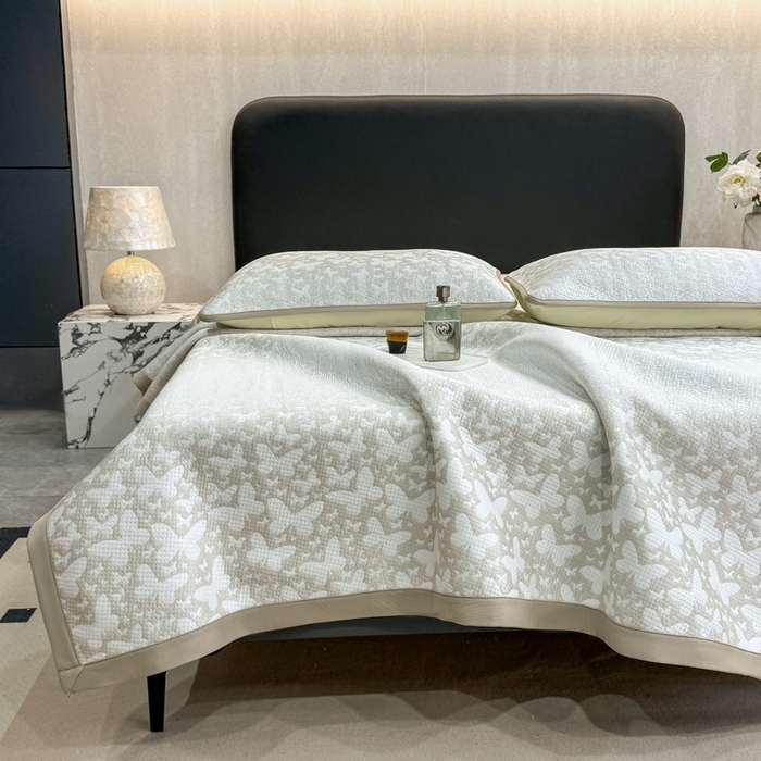 91家纺网 家纺一手货源 找家纺 伊人坊 2026新款A类550克凉感提花值过0.21冰豆豆家用凉席子三件套夏季---凉席款 花蝴蝶-咖