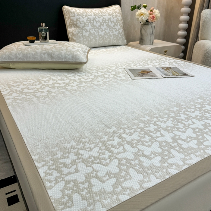 91家纺网 家纺一手货源 找家纺 伊人坊 2026新款A类550克凉感提花值过0.21冰豆豆家用凉席子三件套夏季---凉席款 花蝴蝶-咖