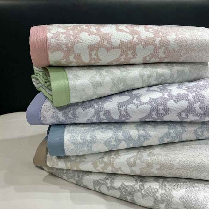 91家纺网 家纺一手货源 找家纺 伊人坊 2026新款A类550克凉感提花值过0.21冰豆豆家用凉席子三件套夏季---凉席款 组合图