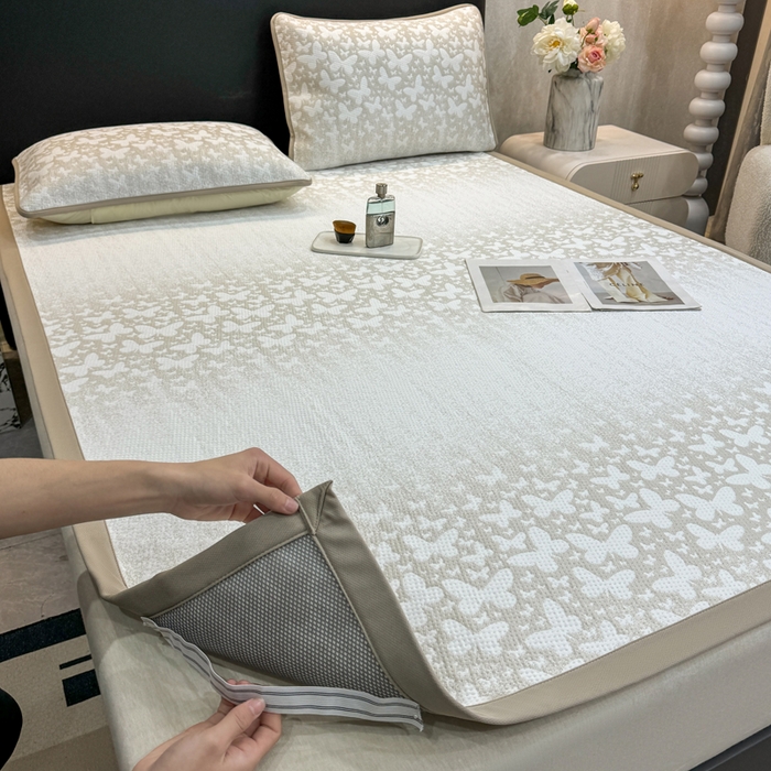 91家纺网 家纺一手货源 找家纺 伊人坊 2026新款A类550克凉感提花值过0.21冰豆豆家用凉席子三件套夏季---凉席款 花蝴蝶-咖