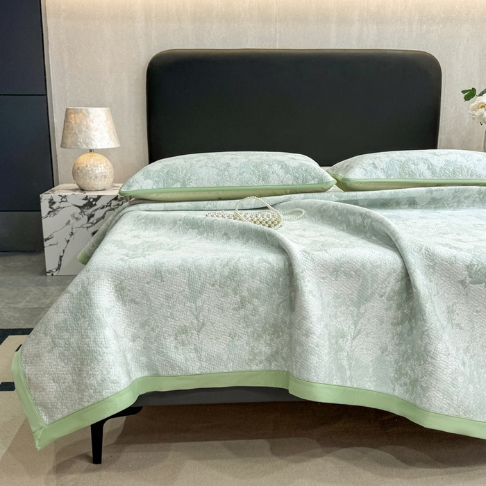 91家纺网 家纺一手货源 找家纺 伊人坊 2026新款A类550克凉感提花值过0.21冰豆豆家用凉席子三件套夏季---凉席款 繁花-绿