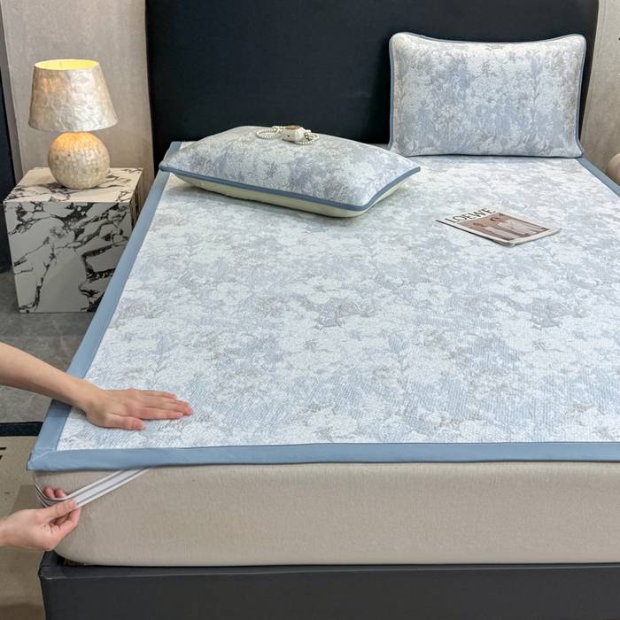 91家纺网 家纺一手货源 找家纺 伊人坊 2026新款A类550克凉感提花值过0.21冰豆豆家用凉席子三件套夏季---凉席款 繁花-蓝