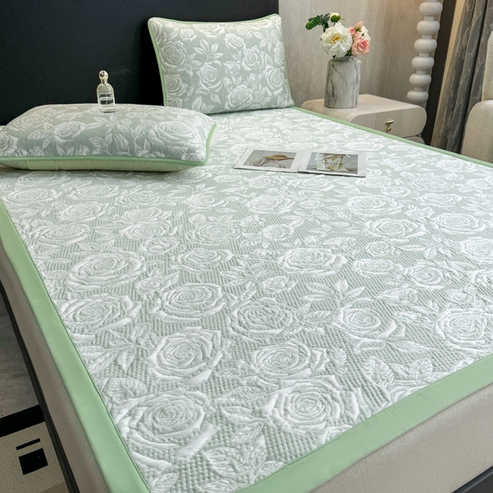 91家纺网 家纺一手货源 找家纺 伊人坊 2026新款A类550克凉感提花值过0.21冰豆豆家用凉席子三件套夏季---凉席款 玫瑰-绿