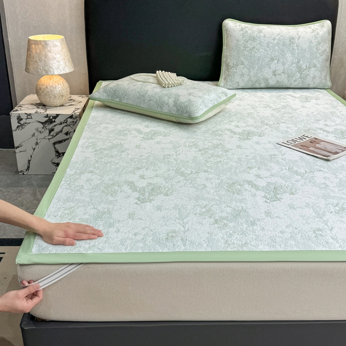 91家纺网 家纺一手货源 找家纺 伊人坊 2026新款A类550克凉感提花值过0.21冰豆豆家用凉席子三件套夏季---凉席款 繁花-绿