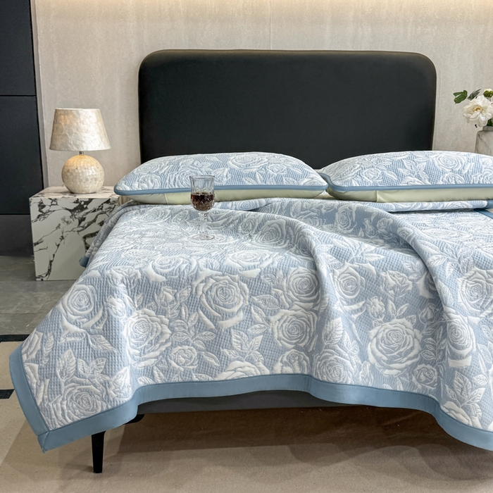 91家纺网 家纺一手货源 找家纺 伊人坊 2026新款A类550克凉感提花值过0.21冰豆豆家用凉席子三件套夏季---凉席款 玫瑰-蓝