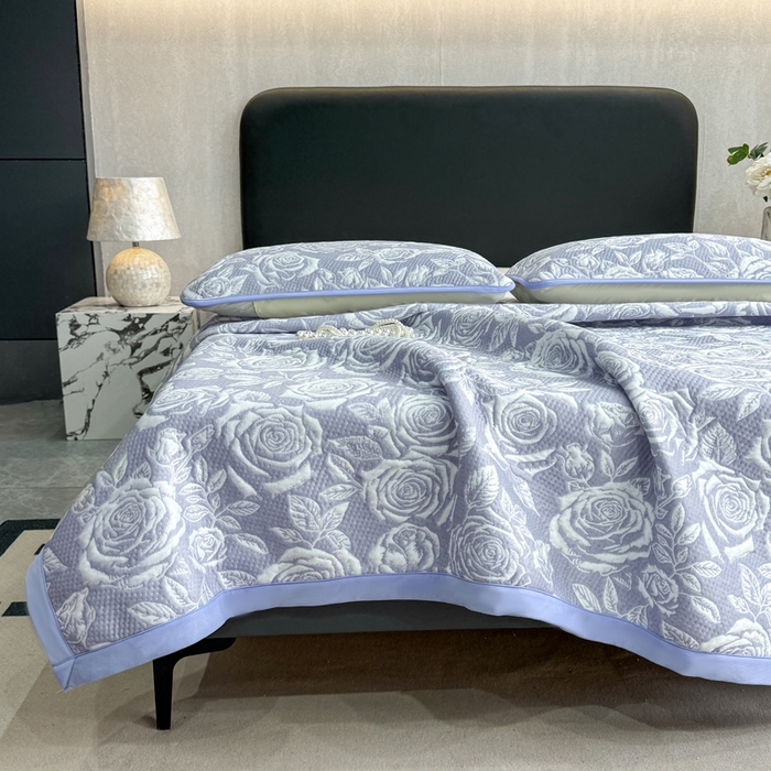 91家纺网 家纺一手货源 找家纺 伊人坊 2026新款A类550克凉感提花值过0.21冰豆豆家用凉席子三件套夏季---凉席款 玫瑰-蓝紫