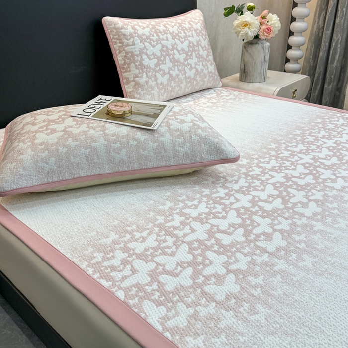 91家纺网 家纺一手货源 找家纺 伊人坊 2026新款A类550克凉感提花值过0.21冰豆豆家用凉席子三件套夏季---凉席款 花蝴蝶-粉