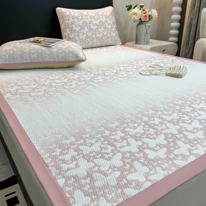 91家纺网 家纺一手货源 找家纺 伊人坊 2026新款A类550克凉感提花值过0.21冰豆豆家用凉席子三件套夏季---凉席款 花蝴蝶-粉