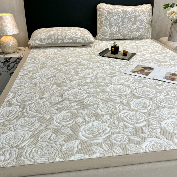 91家纺网 家纺一手货源 找家纺 伊人坊 2026新款A类550克凉感提花值过0.21冰豆豆家用凉席子三件套夏季---凉席款 玫瑰-咖