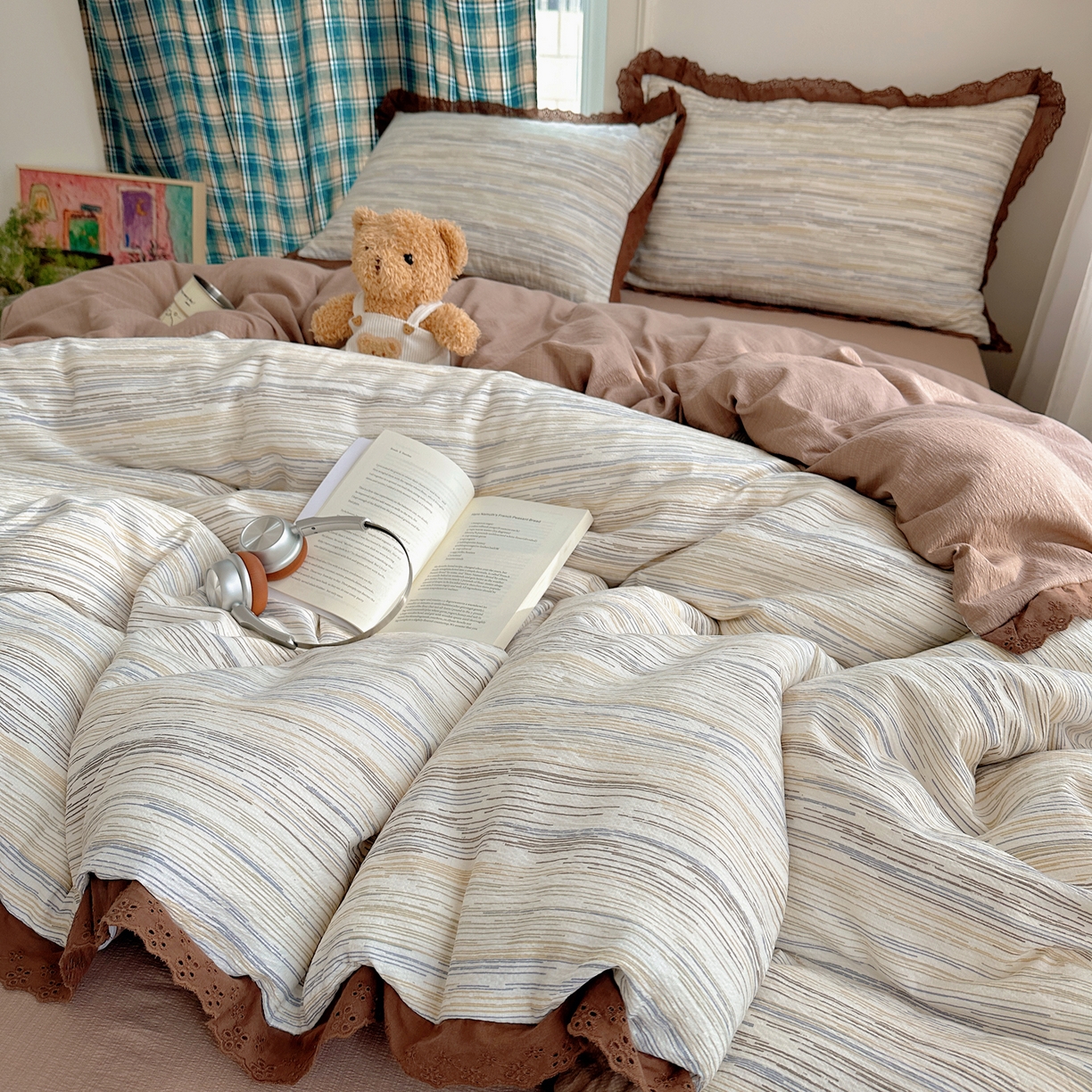 91家纺网 家纺一手货源 找家纺 仟网汇 2026新款彩色花边皱皱纱四件套 罗卡