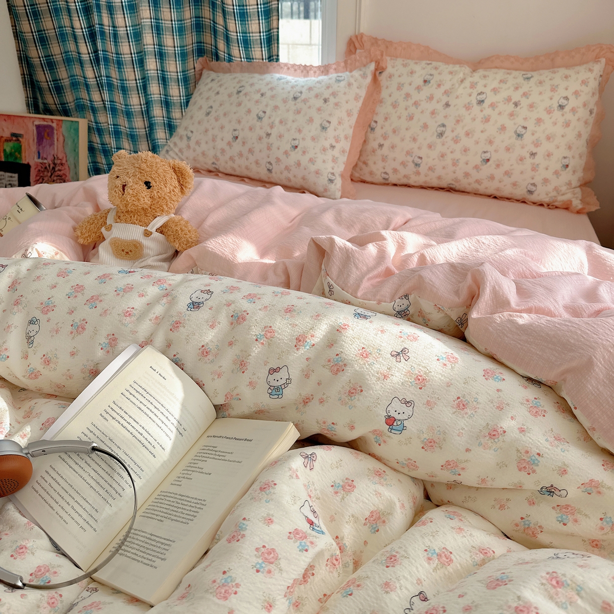 91家纺网 家纺一手货源 找家纺 仟网汇 2026新款彩色花边皱皱纱四件套 奶芙喵