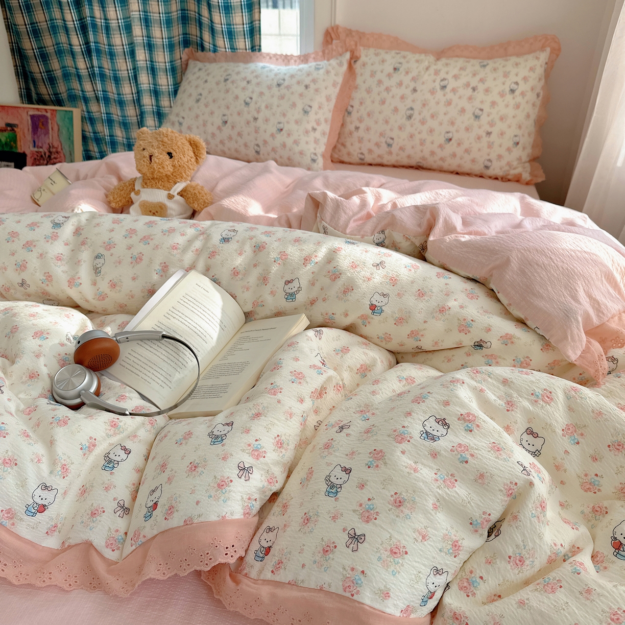 91家纺网 家纺一手货源 找家纺 仟网汇 2026新款彩色花边皱皱纱四件套 奶芙喵