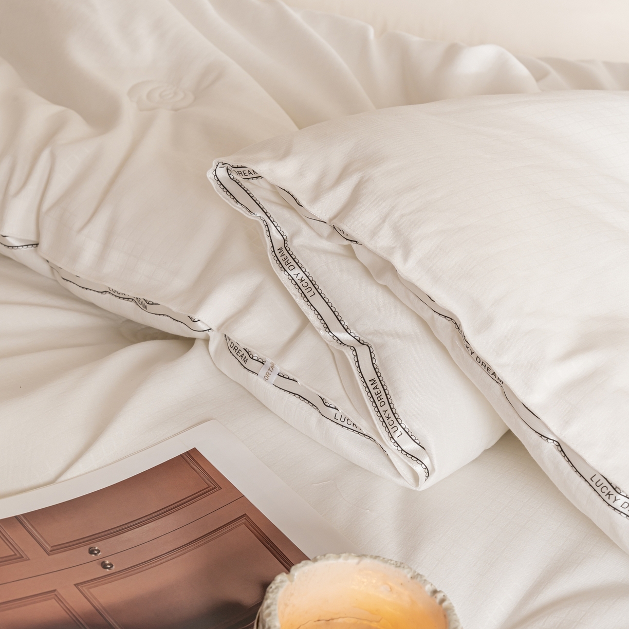 91家纺网 家纺一手货源 找家纺 丽卡家纺 2026春夏新款丽锦棉毕加索羊绒纤维春秋被 被子被芯 毕加索羊绒被-风格二