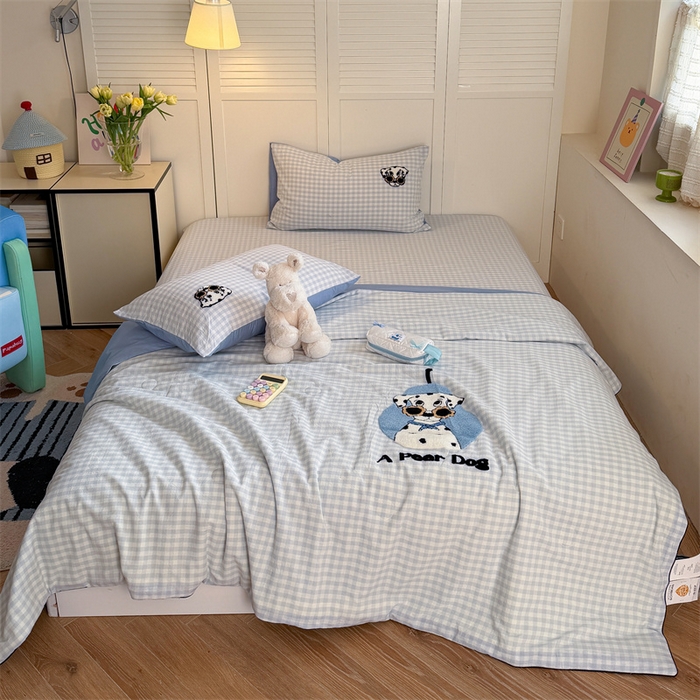 91家纺网 家纺一手货源 找家纺 暖生活 2026新款全棉水洗棉毛巾绣夏被春秋被四件套 墨镜小狗