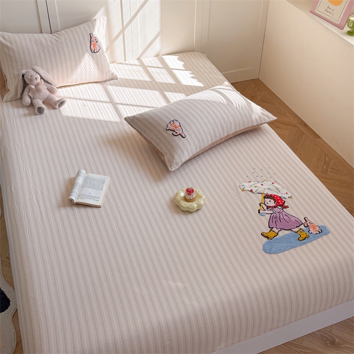 91家纺网 家纺一手货源 找家纺 暖生活 2026新款全棉水洗棉毛巾绣夏被春秋被四件套 下雨天