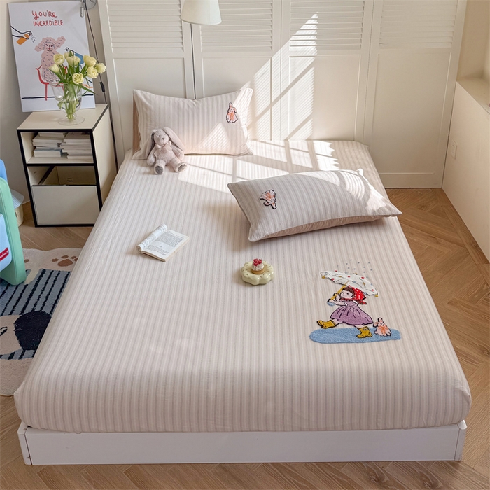 91家纺网 家纺一手货源 找家纺 暖生活 2026新款全棉水洗棉毛巾绣夏被春秋被四件套 下雨天