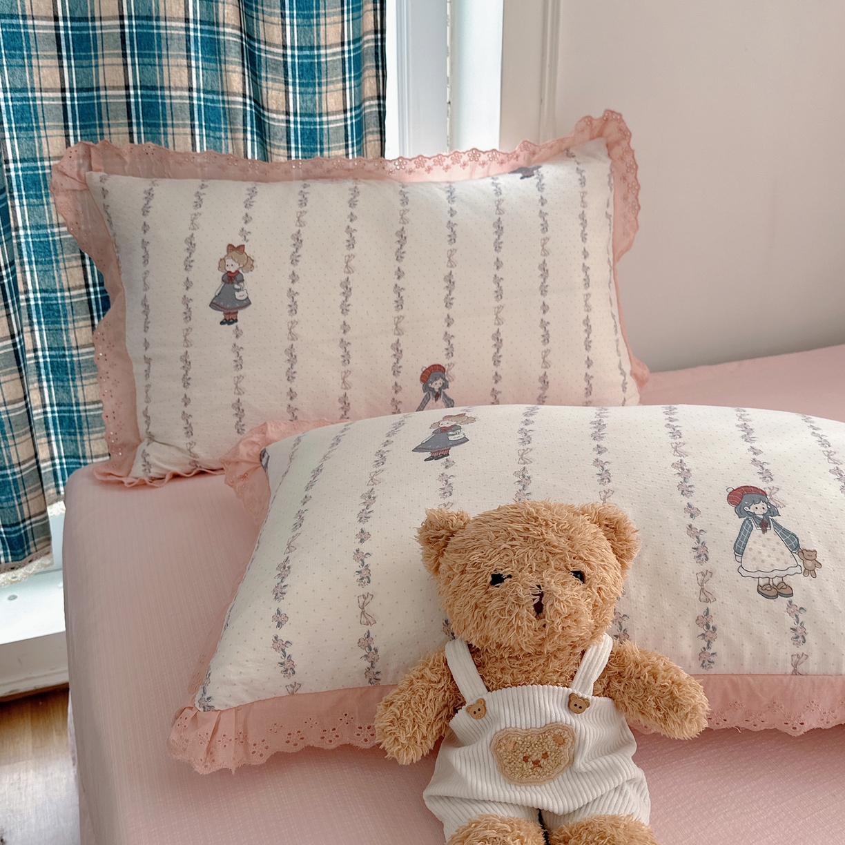 91家纺网 家纺一手货源 找家纺 仟网汇 2026新款彩色花边皱皱纱四件套 午后花园