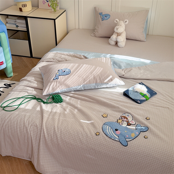 91家纺网 家纺一手货源 找家纺 暖生活 2026新款全棉水洗棉毛巾绣夏被春秋被四件套 蓝鲸梦