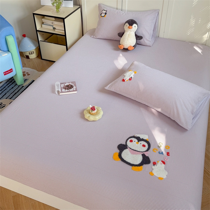 91家纺网 家纺一手货源 找家纺 暖生活 2026新款全棉水洗棉毛巾绣夏被春秋被四件套 小企鹅