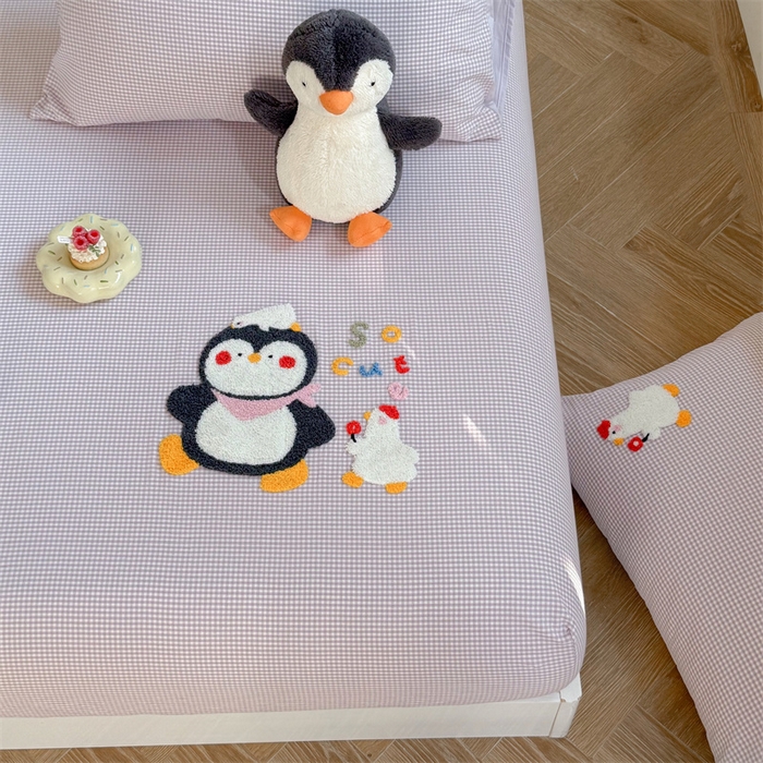 91家纺网 家纺一手货源 找家纺 暖生活 2026新款全棉水洗棉毛巾绣夏被春秋被四件套 小企鹅