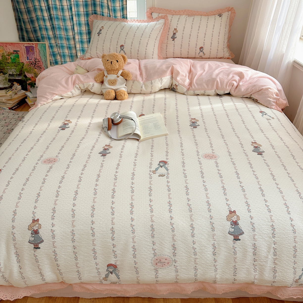 91家纺网 家纺一手货源 找家纺 仟网汇 2026新款彩色花边皱皱纱四件套 午后花园