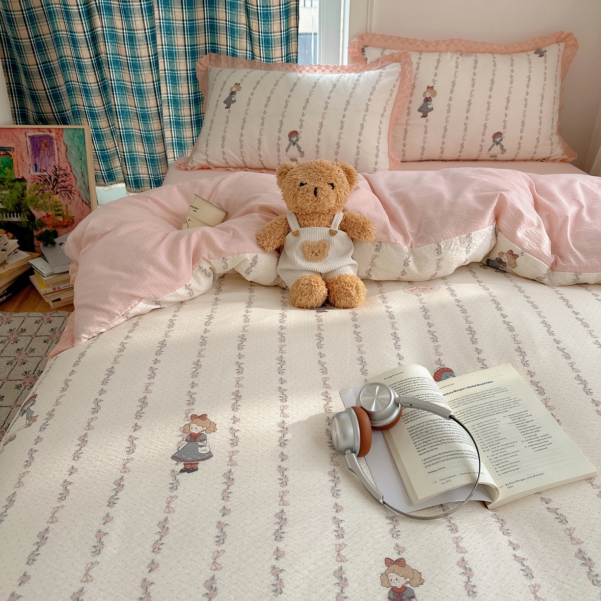 91家纺网 家纺一手货源 找家纺 仟网汇 2026新款彩色花边皱皱纱四件套 午后花园