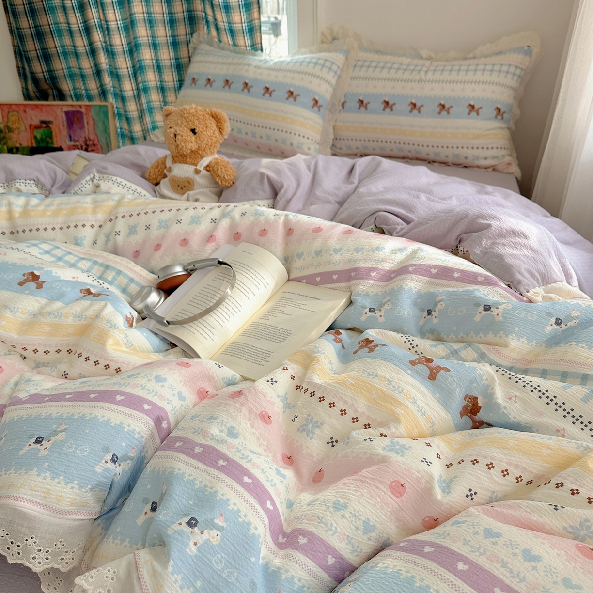 91家纺网 家纺一手货源 找家纺 仟网汇 2026新款彩色花边皱皱纱四件套 小马驹