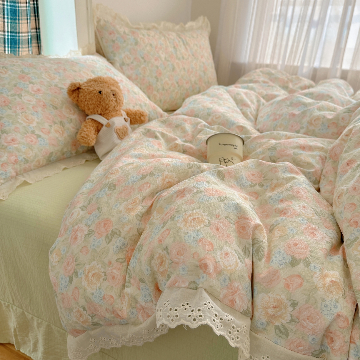 91家纺网 家纺一手货源 找家纺 仟网汇 2026新款彩色花边皱皱纱四件套 邂逅