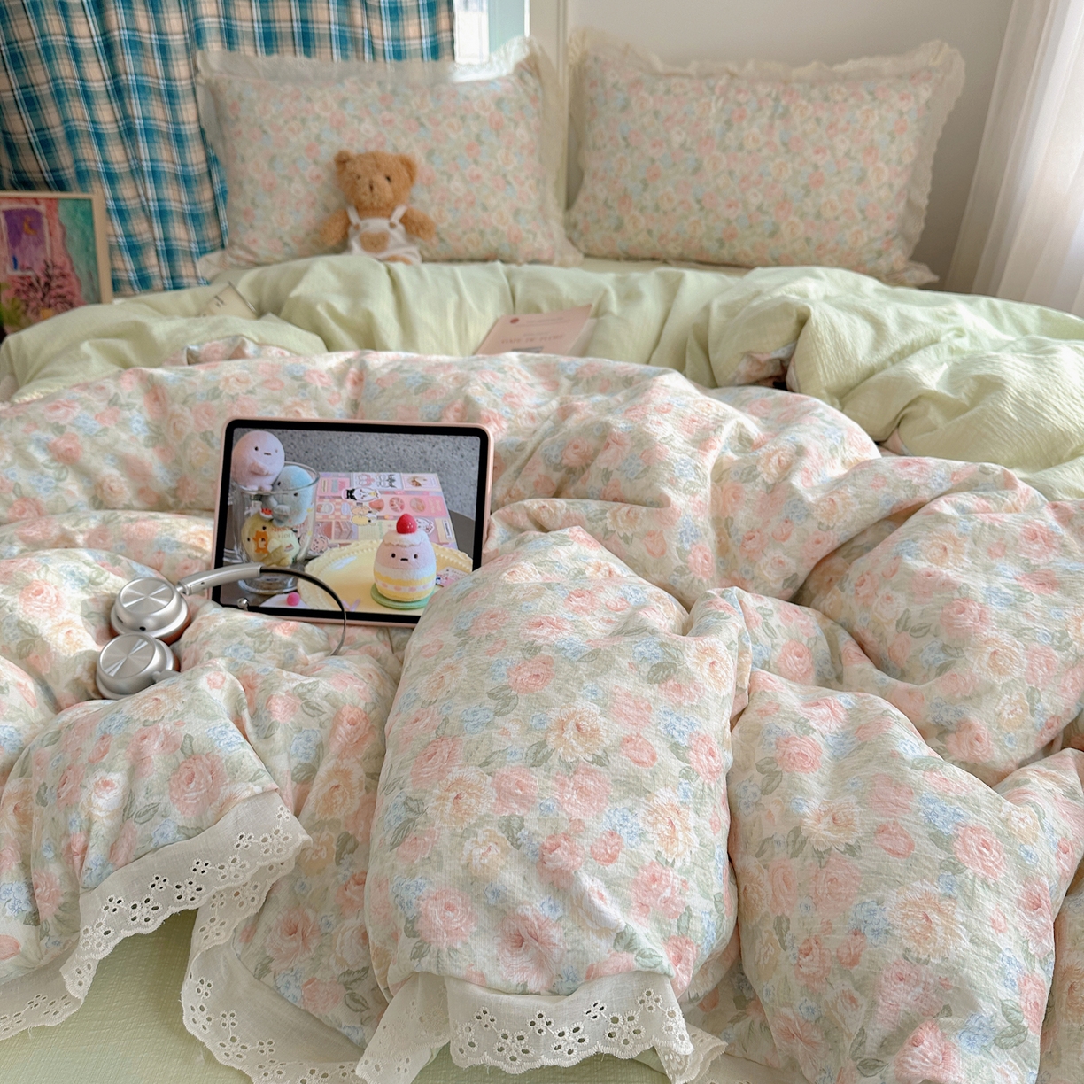 91家纺网 家纺一手货源 找家纺 仟网汇 2026新款彩色花边皱皱纱四件套 邂逅