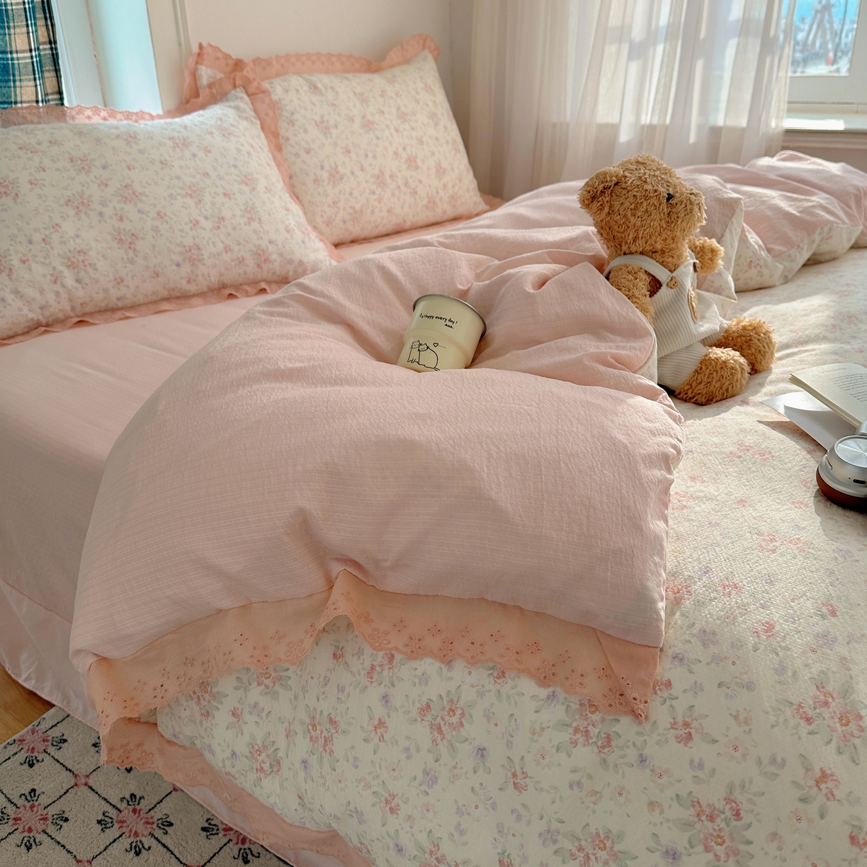 91家纺网 家纺一手货源 找家纺 仟网汇 2026新款彩色花边皱皱纱四件套 樱花季