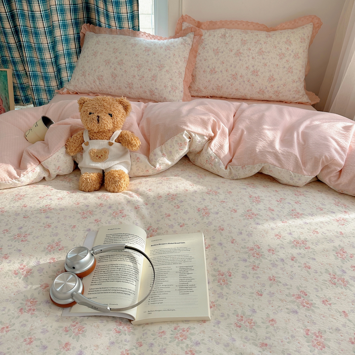 91家纺网 家纺一手货源 找家纺 仟网汇 2026新款彩色花边皱皱纱四件套 樱花季