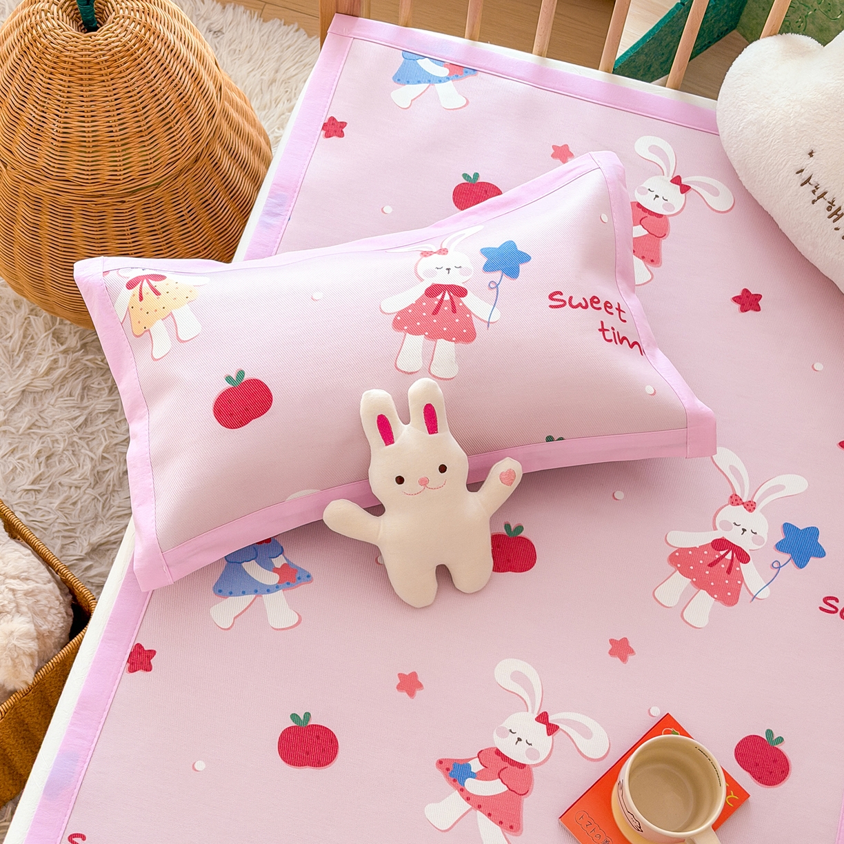 嗨生活 2026新款冰丝枕套儿童枕套幼儿园单枕套枕套单件 粉红小兔