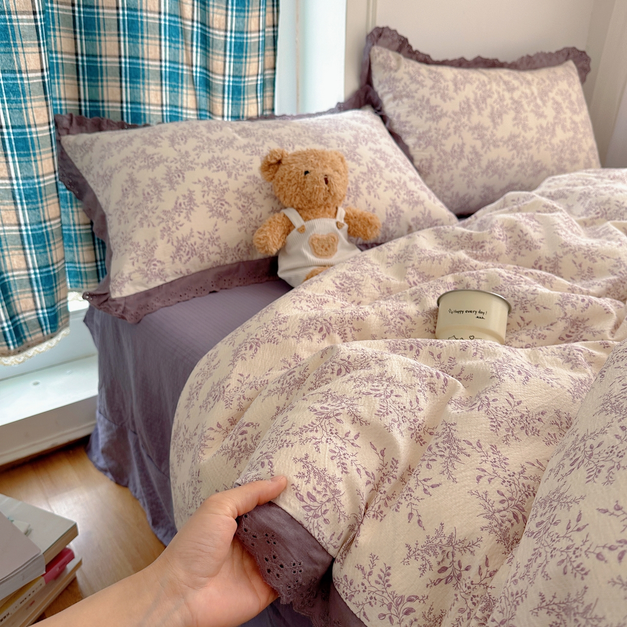 91家纺网 家纺一手货源 找家纺 仟网汇 2026新款彩色花边皱皱纱四件套 紫烟