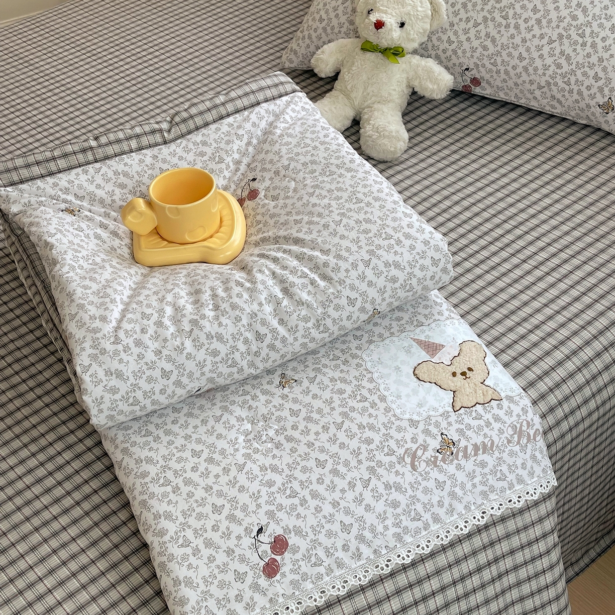 91家纺网 家纺一手货源 找家纺 （总）梵克保罗 2026春夏新款10A抗菌全棉花边双拼云朵棉单夏被夏被夏凉被空调被四件套