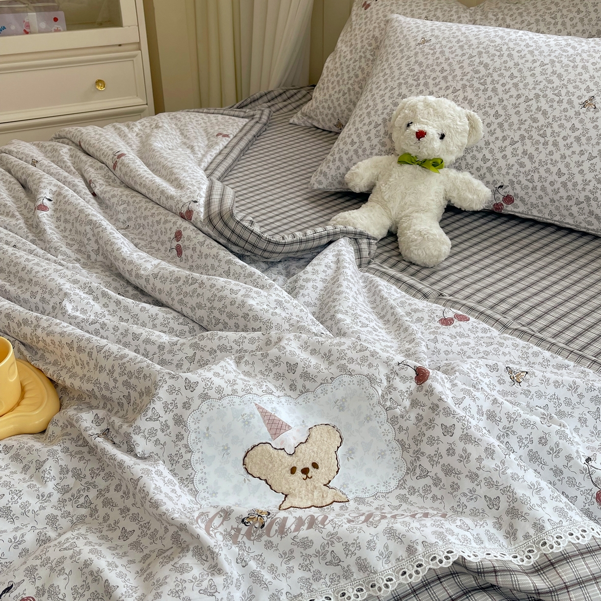 91家纺网 家纺一手货源 找家纺 （总）梵克保罗 2026春夏新款10A抗菌全棉花边双拼云朵棉单夏被夏被夏凉被空调被四件套