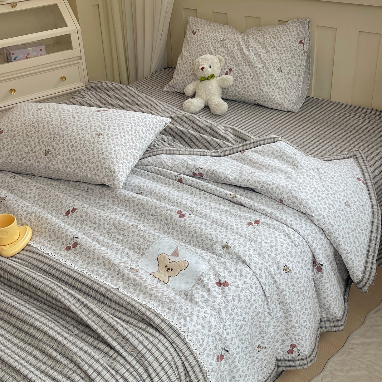 91家纺网 家纺一手货源 找家纺 （总）梵克保罗 2026春夏新款10A抗菌全棉花边双拼云朵棉单夏被夏被夏凉被空调被四件套