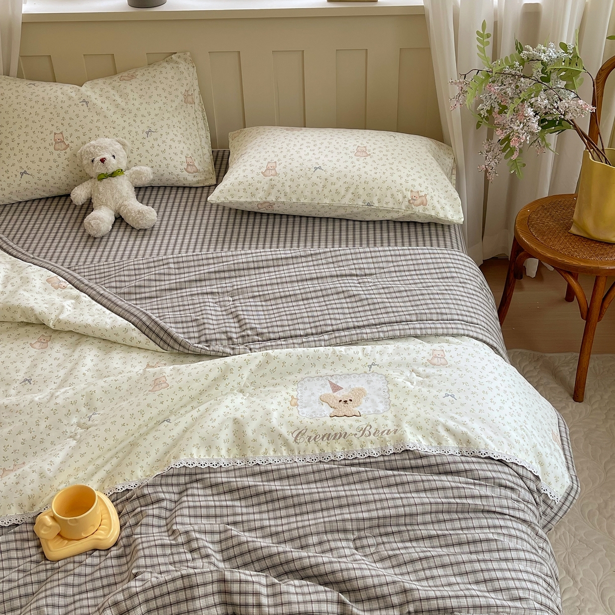 91家纺网 家纺一手货源 找家纺 梵克保罗 2026春夏新款10A抗菌全棉花边双拼云朵棉单夏被夏被夏凉被空调被四件套 双拼灰格-碎花小狗