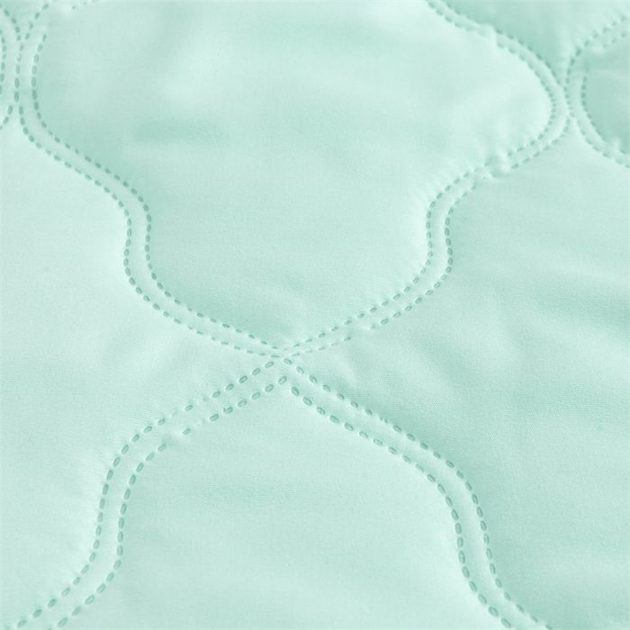 91家纺网 家纺一手货源 找家纺 梵心家纺 2026新款跨境爆款素色纯色水洗棉被TEMU热销夏被夏凉被空调 水绿色