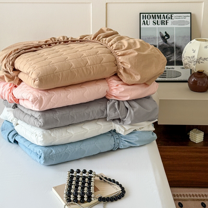 91家纺网 家纺一手货源 找家纺 岚吉家纺 2026新款纯色M格单床笠床笠单件 组合图（仅供展示不可下单）