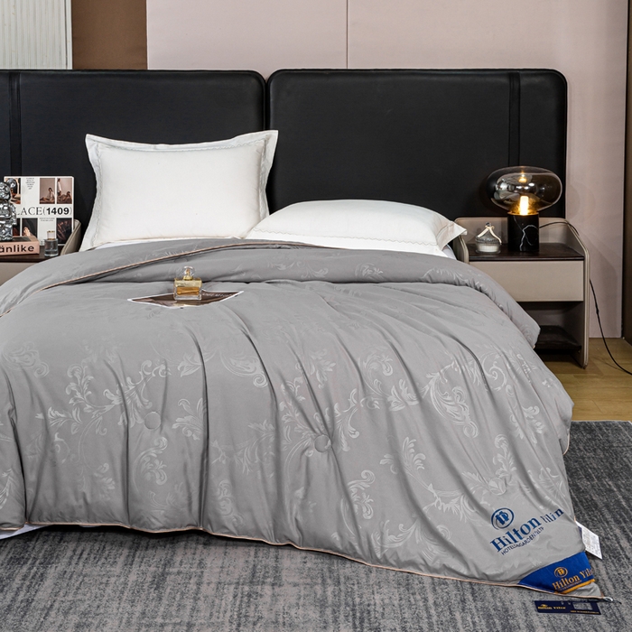 91家纺网 家纺一手货源 找家纺 奕宸居 2026春夏新款全棉纯棉提花酒店蚕丝被子被芯 灰色