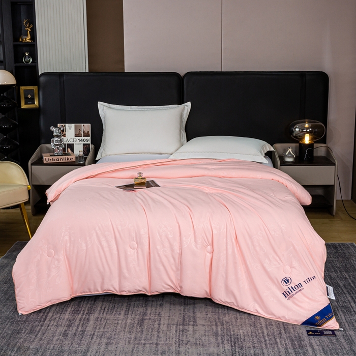 91家纺网 家纺一手货源 找家纺 奕宸居 2026春夏新款全棉纯棉提花酒店蚕丝被子被芯 玉色