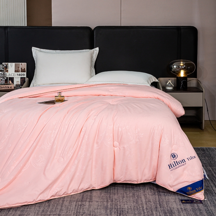 91家纺网 家纺一手货源 找家纺 奕宸居 2026春夏新款全棉纯棉提花酒店蚕丝被子被芯 玉色