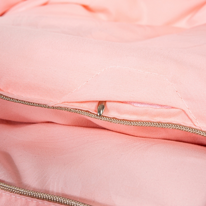 91家纺网 家纺一手货源 找家纺 奕宸居 2026春夏新款全棉纯棉提花酒店蚕丝被子被芯 玉色