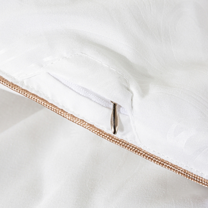 91家纺网 家纺一手货源 找家纺 奕宸居 2026春夏新款全棉纯棉提花酒店蚕丝被子被芯 白色